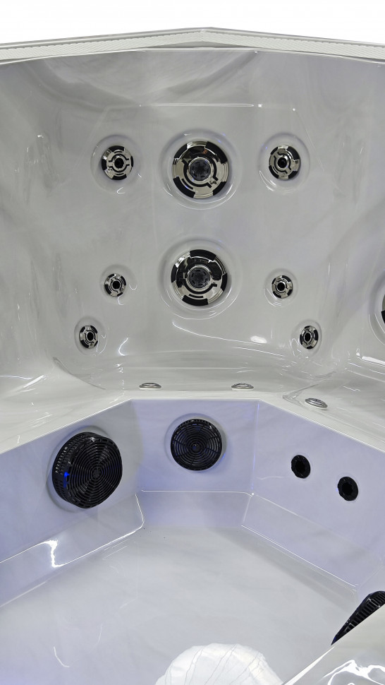 Переливной СПА бассейн Joyee Lucerne Spa 257х219х105 см (рис.13) Переливной СПА бассейн Joyee Lucerne Spa 257х219х105 см (рис.13)