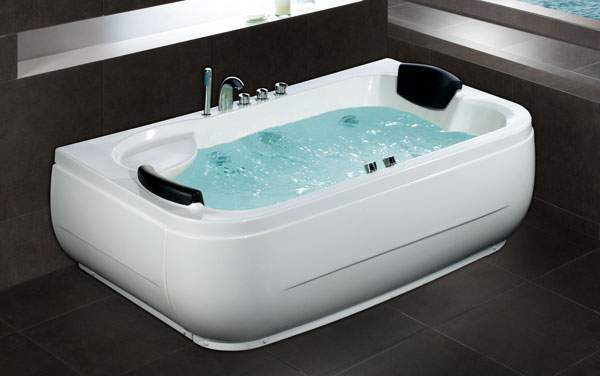 Гидромассажная ванна Sunrans SR5C026 (рис.1)